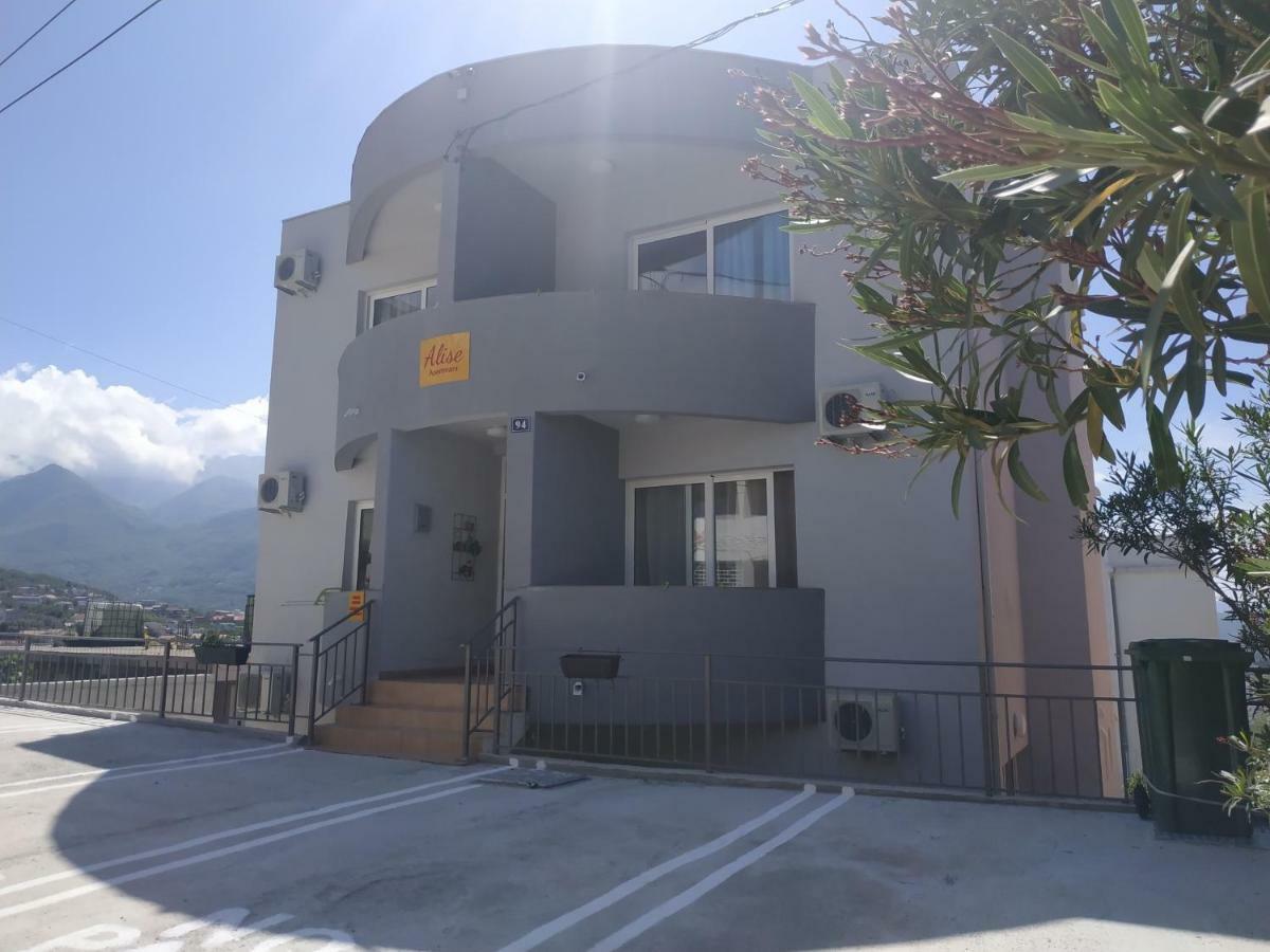 Alise Apartment Bar Exterior photo